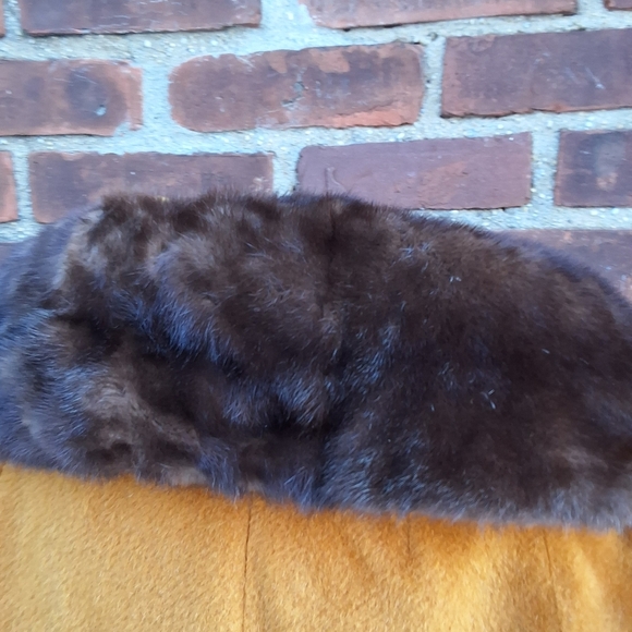 Lilli Ann 1950s mustard pumpkin mohair wing coat with Mink collar - Picture 10 of 16